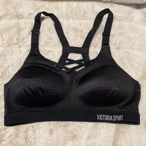 VS Sport strappy sports bra